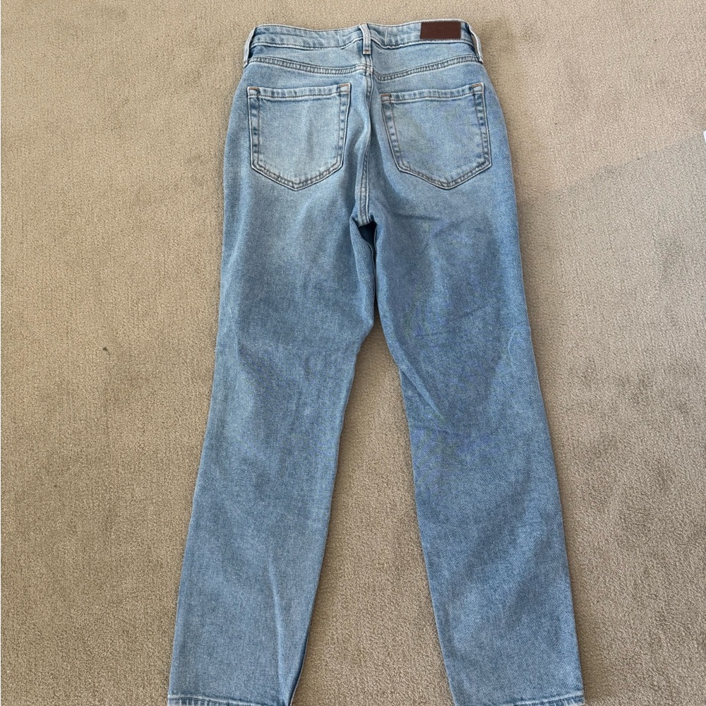 Hollister Ultra High-Rise Light Blue Jeans - Picture 3 of 5